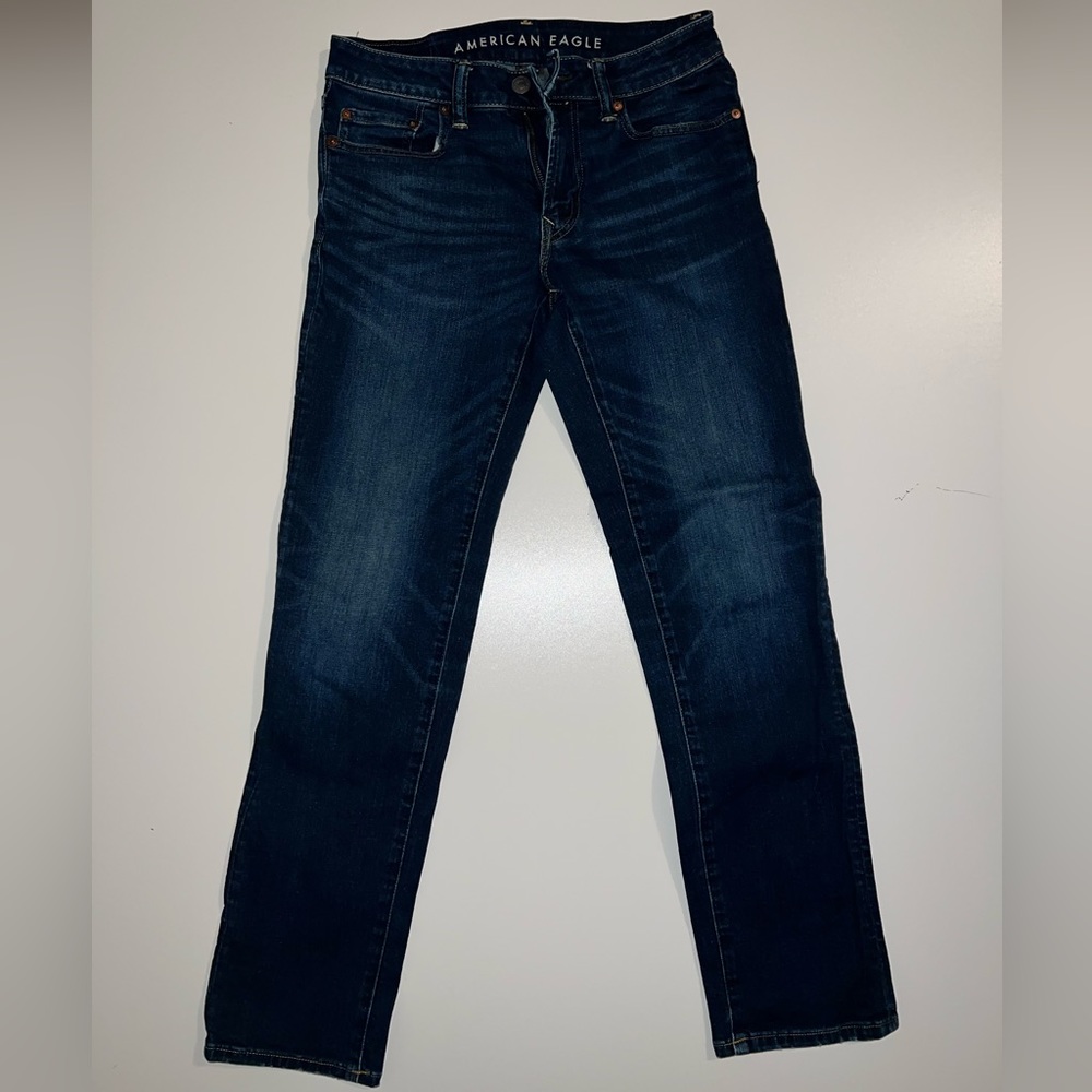 American Eagle 30x32 dark blue jeans